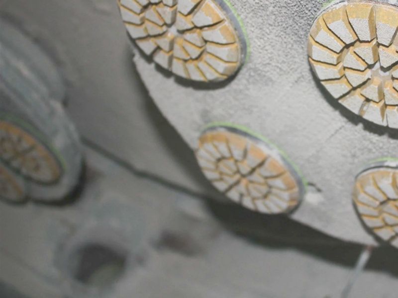 Как переходные полировальные круги повышают эффективность и чистоту полировки