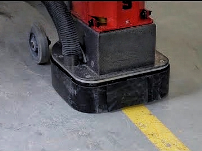 Удаление краски с линий с помощью алмазных инструментов